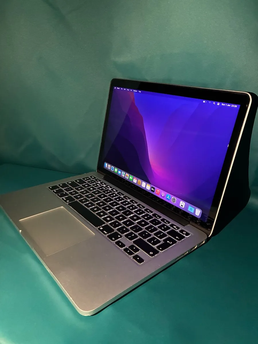 Apple MacBook Pro 13” 2015 - Image 4