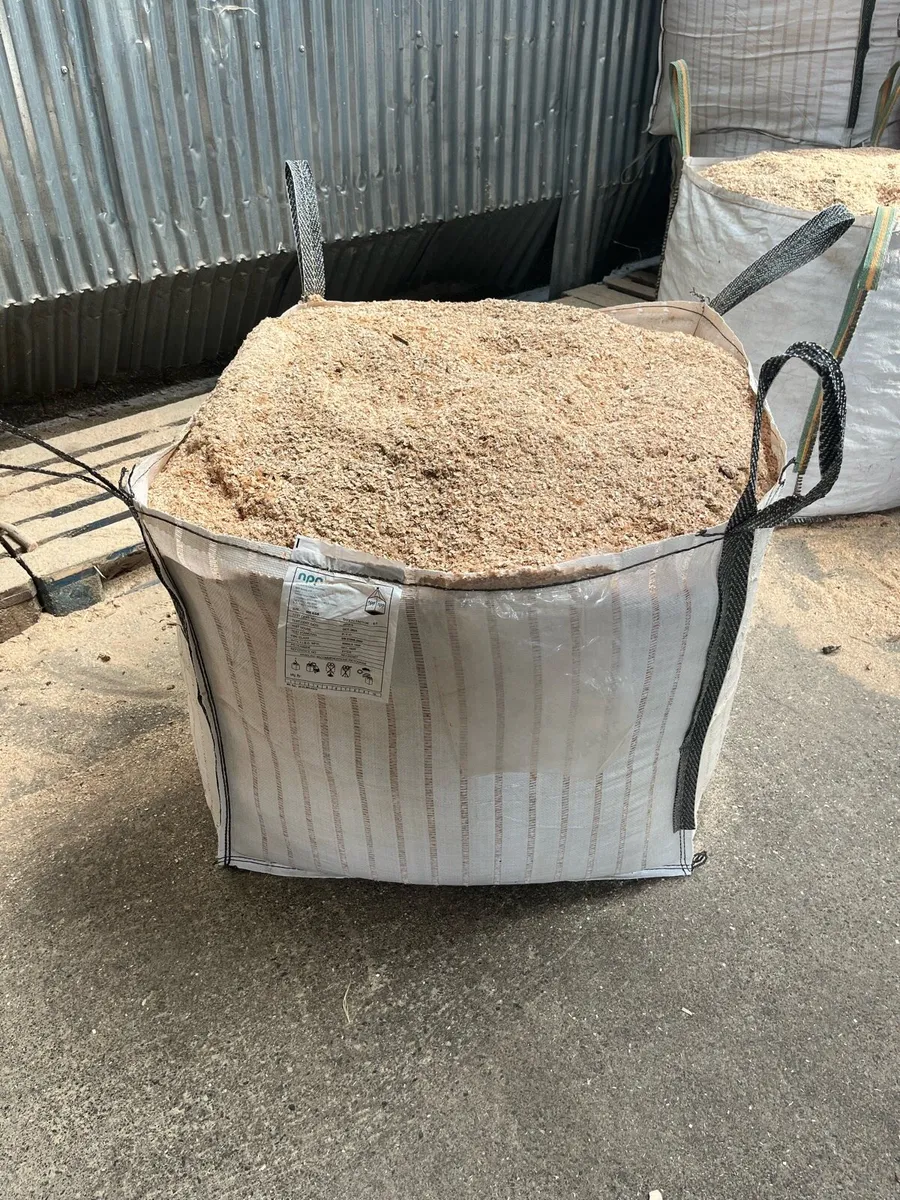 Sawdust bedding - Image 1