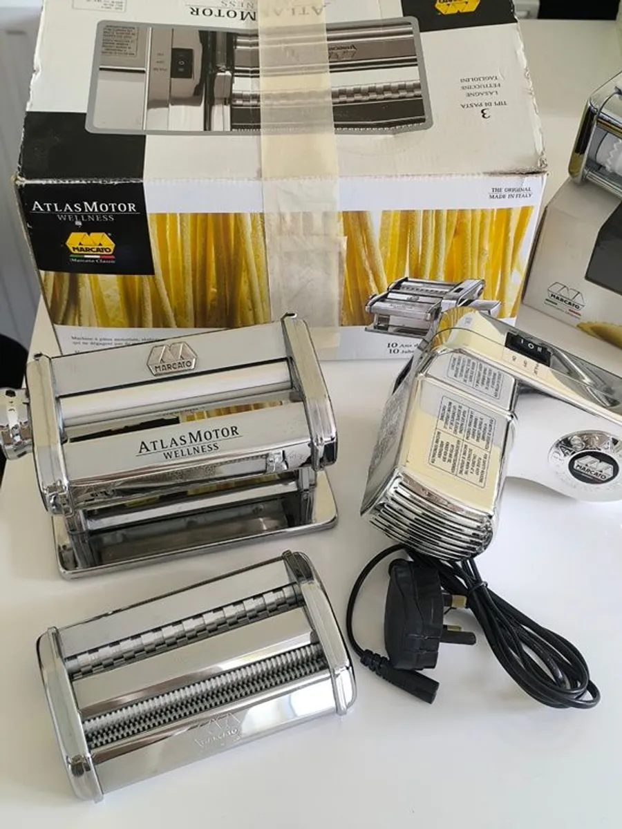 Marcato Atlas Motor Wellness Pasta Machine and Ravioli Attachment. Complete Set - Image 1