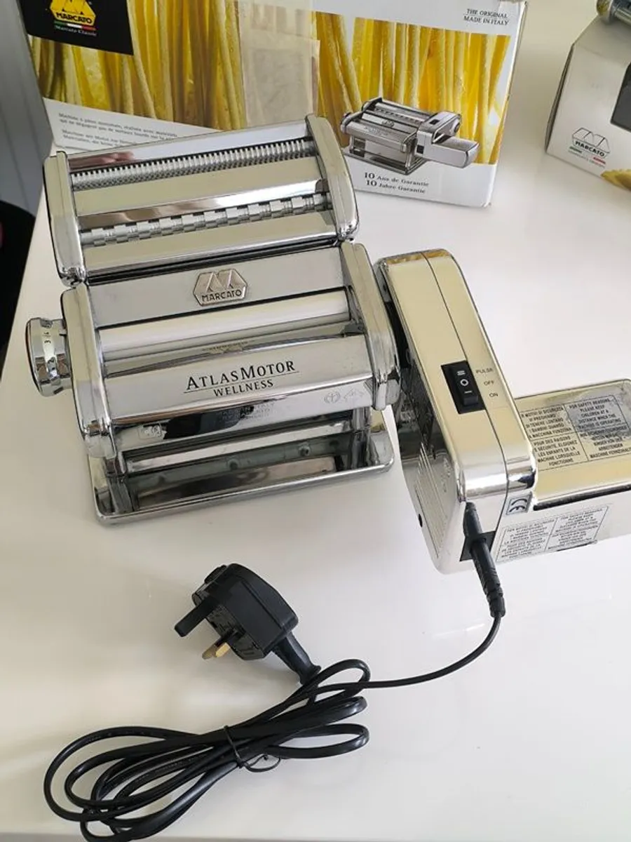 Marcato Atlas Motor Wellness Pasta Machine and Ravioli Attachment. Complete Set - Image 2