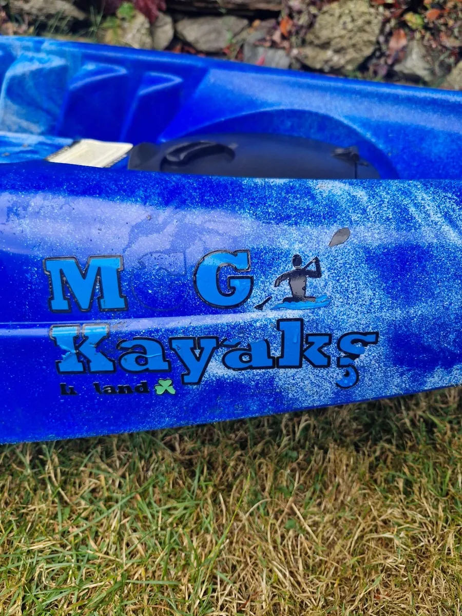 2 Kayaks - Image 2