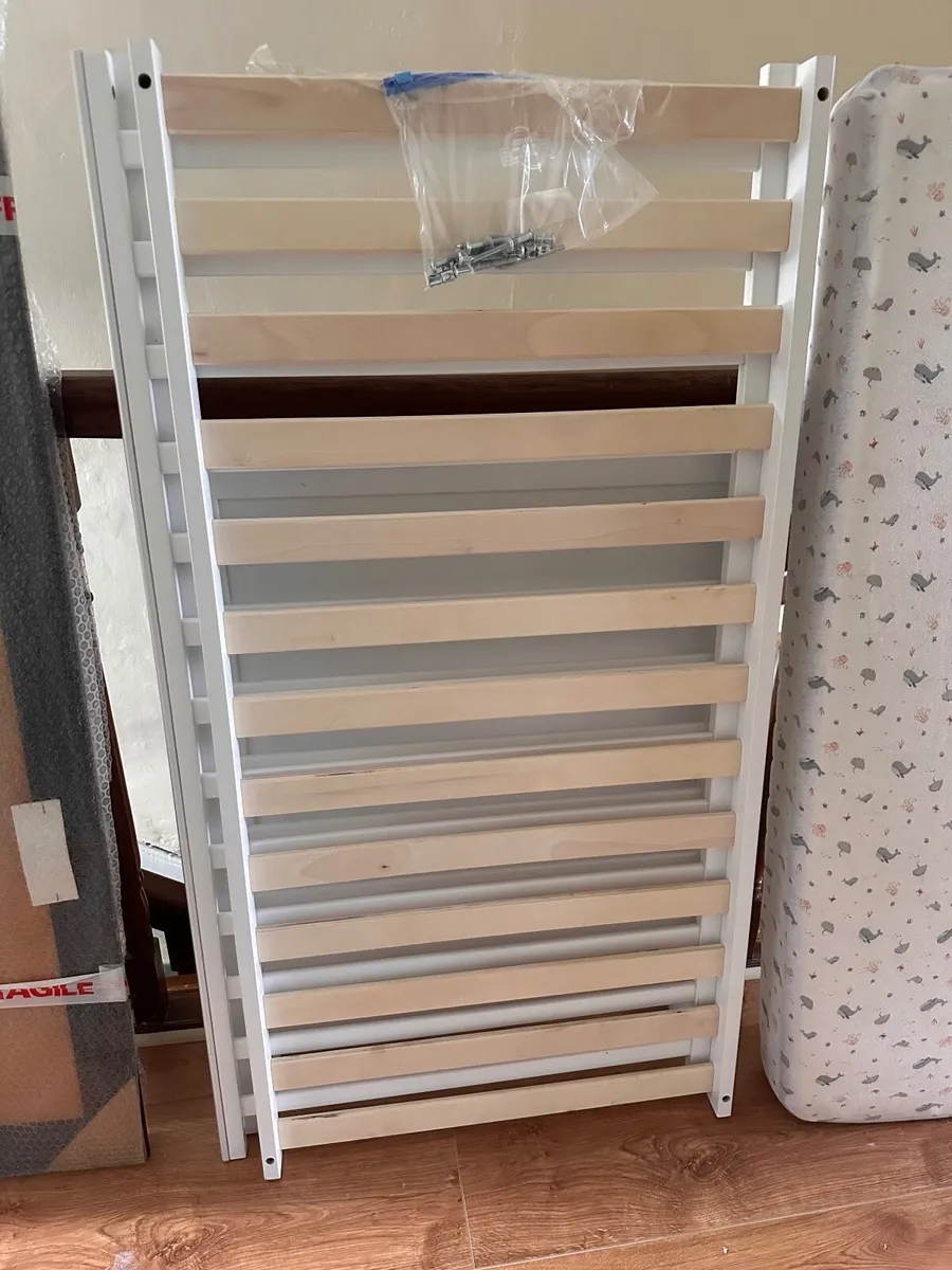 Cot - Image 1