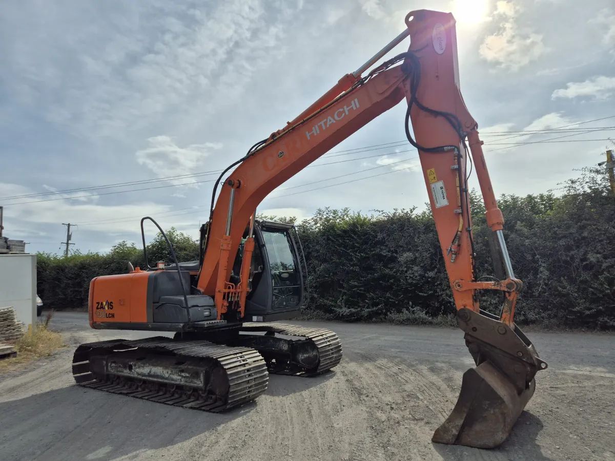 Hitachi Zaxis 130 Excavator - Image 4