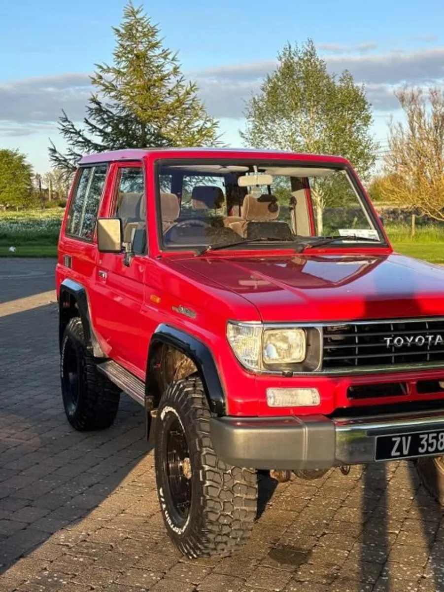 Toyota Land Cruiser 1994 - Image 3