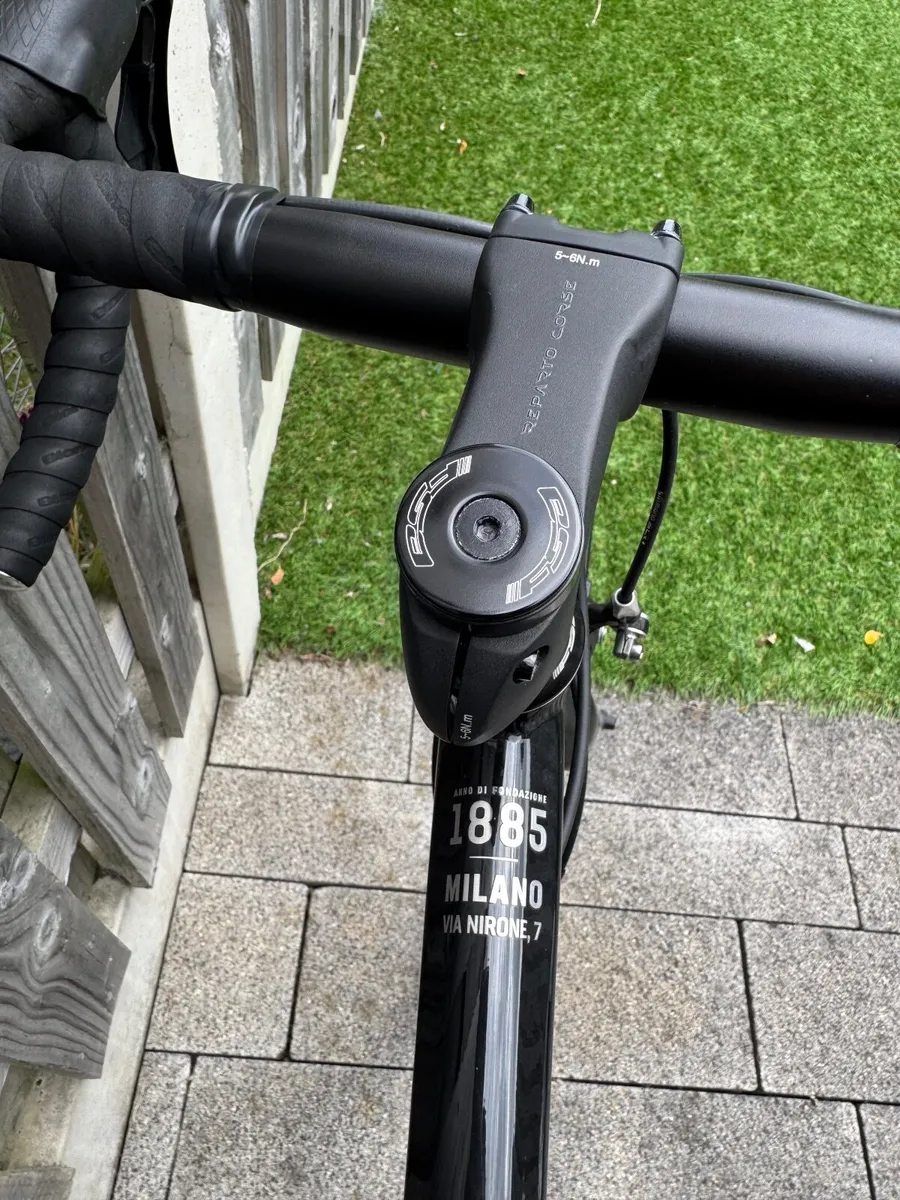 Bianchi Via Nirone 7 105 Road Bike - Image 3
