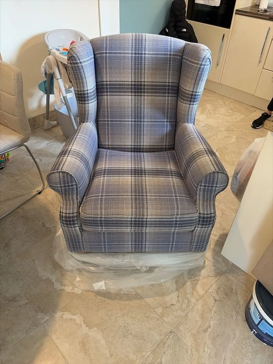 sofa chair - Image 1