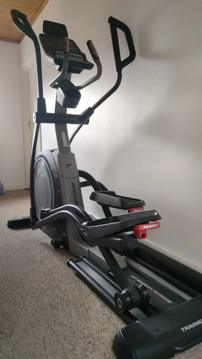 Amazing Eliptical Professional crosstrainer - Image 1