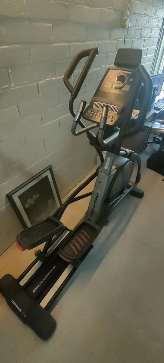 Amazing Eliptical Professional crosstrainer - Image 2