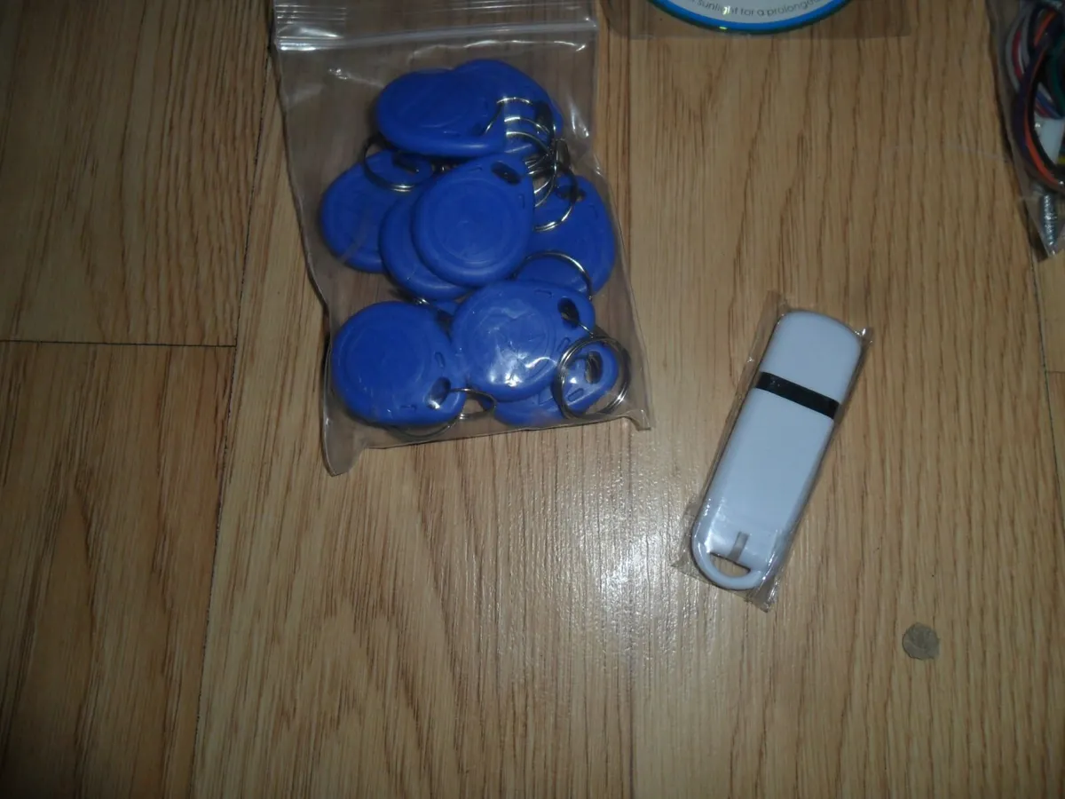 Fingerprint Access Controller Model: F213-S - Image 2