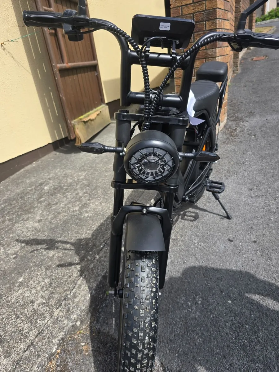 Electric bike - Image 2