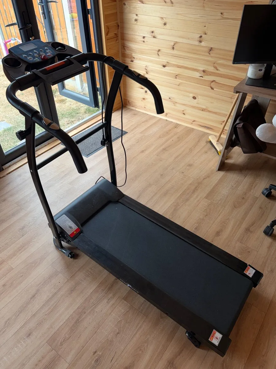 Folding Motorised Treadmill - Nero Sports - Image 1