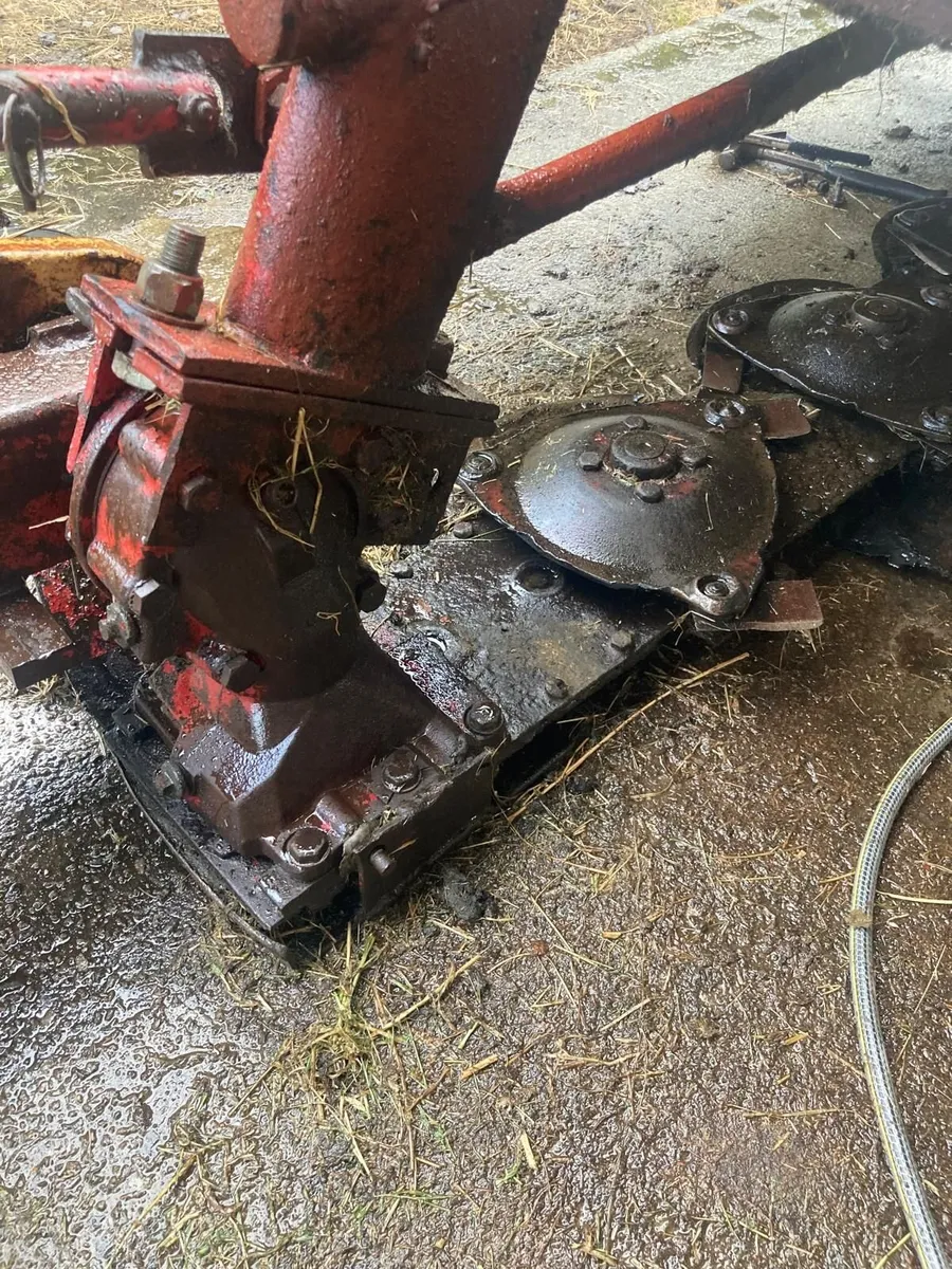 Vicon disc mower - Image 3
