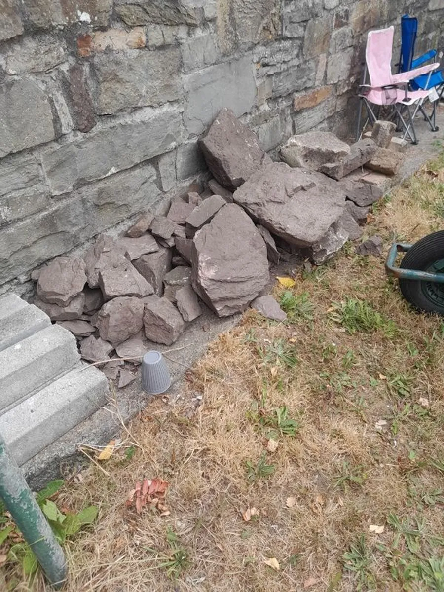 Free Stone