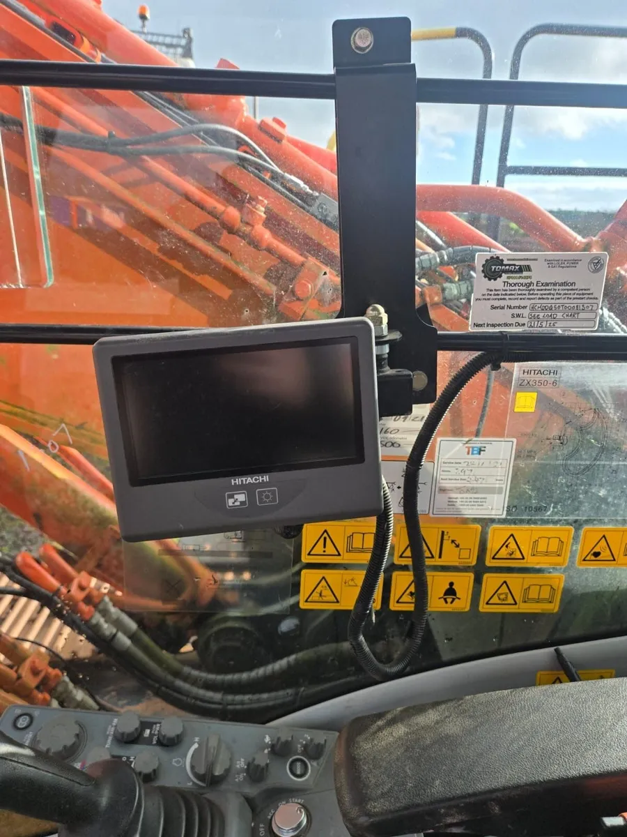 HITACHI 350 EXCAVATOR - Image 3