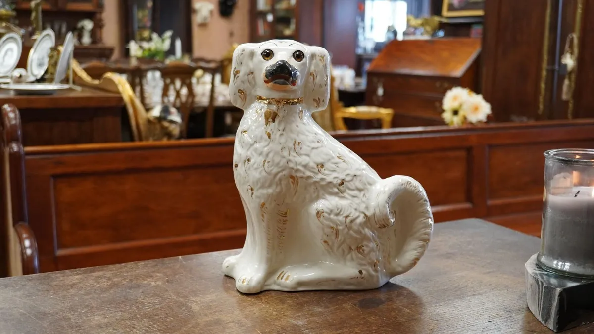 Large Victorian Staffordshire Dog Figurine - Image 1