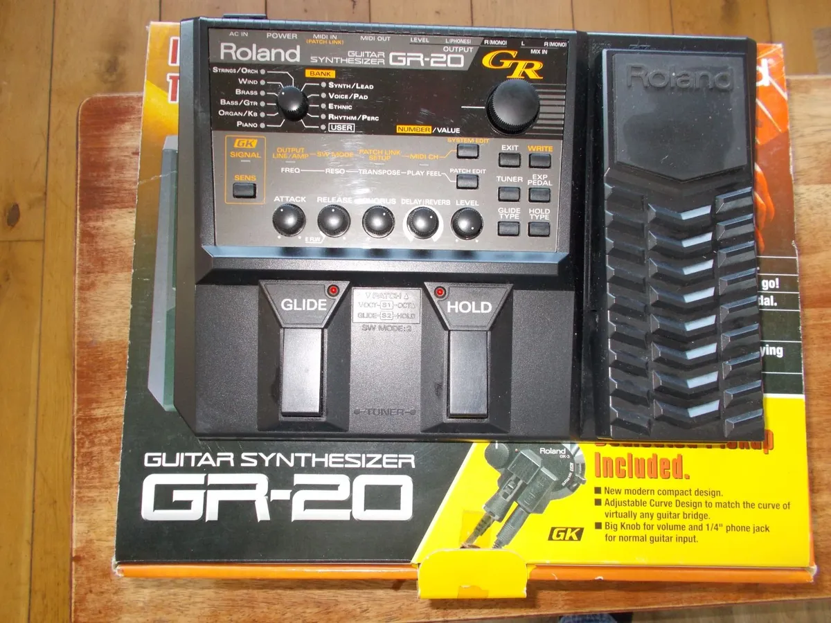 Guitar Synthesizer GR-20 with MIDI Guitar Pickup - Image 1