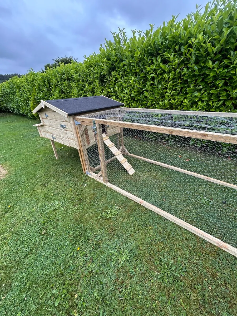 Chicken coop - Image 2