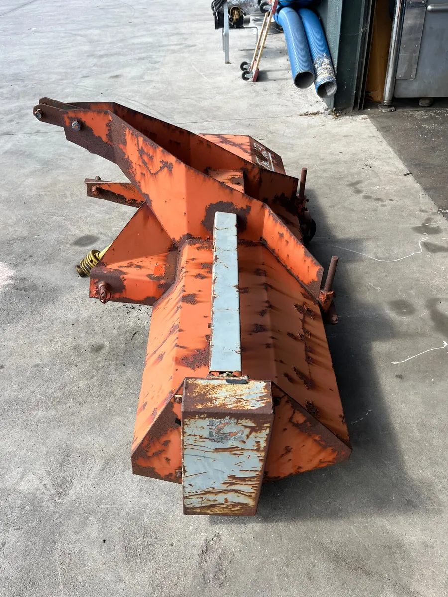 Nimos 2 Metre Road Sweeper - Image 2