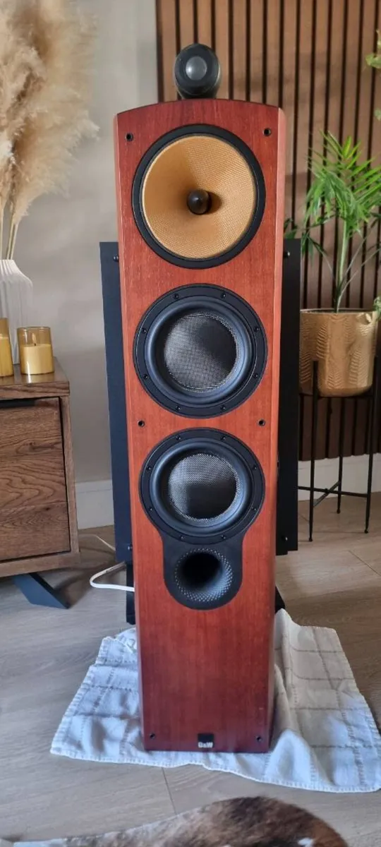 Bowers and wilkins nautilus 804s - Image 2