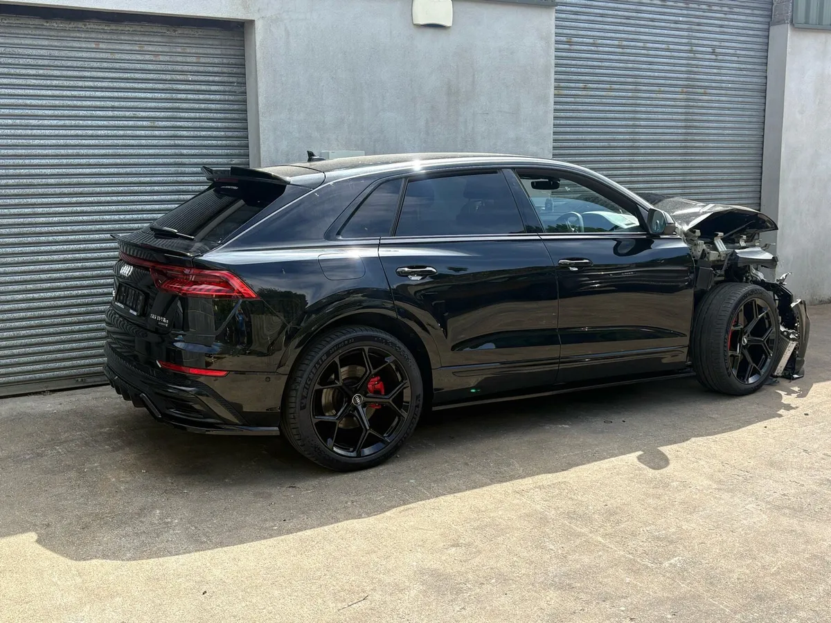 221 AUDI Q8 55 QUATTRO - Image 4