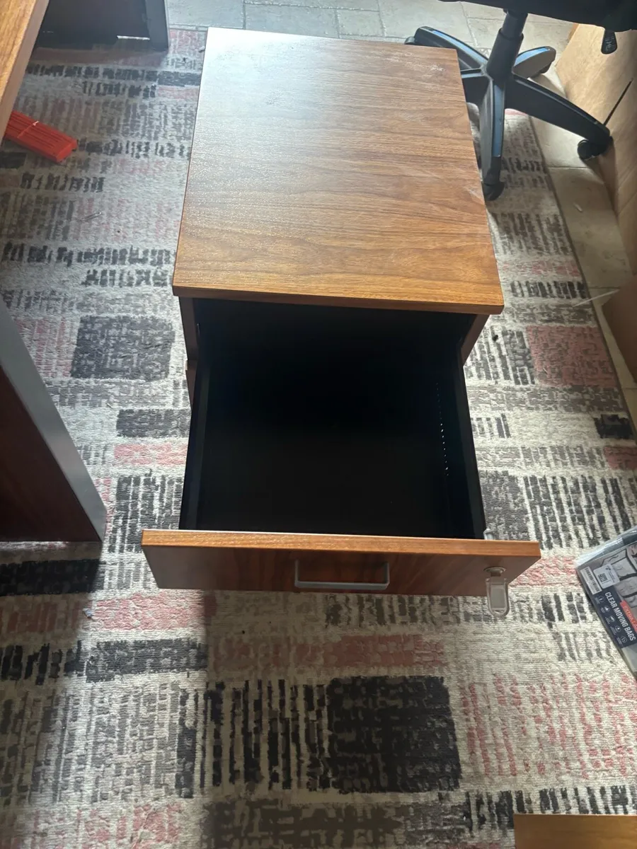Office drawer 0.6 x 0.42m - Image 2