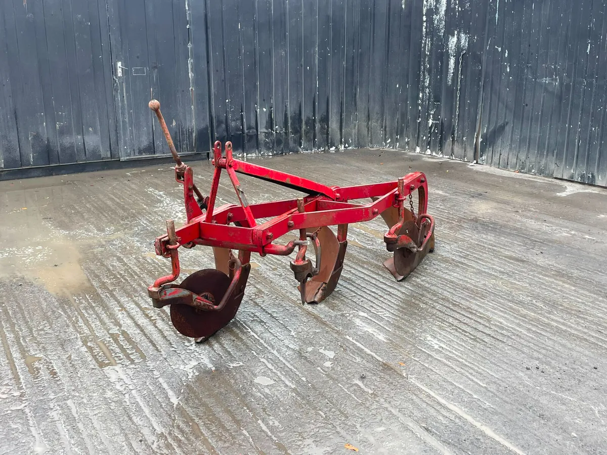 3 Furrow Plough - Image 3