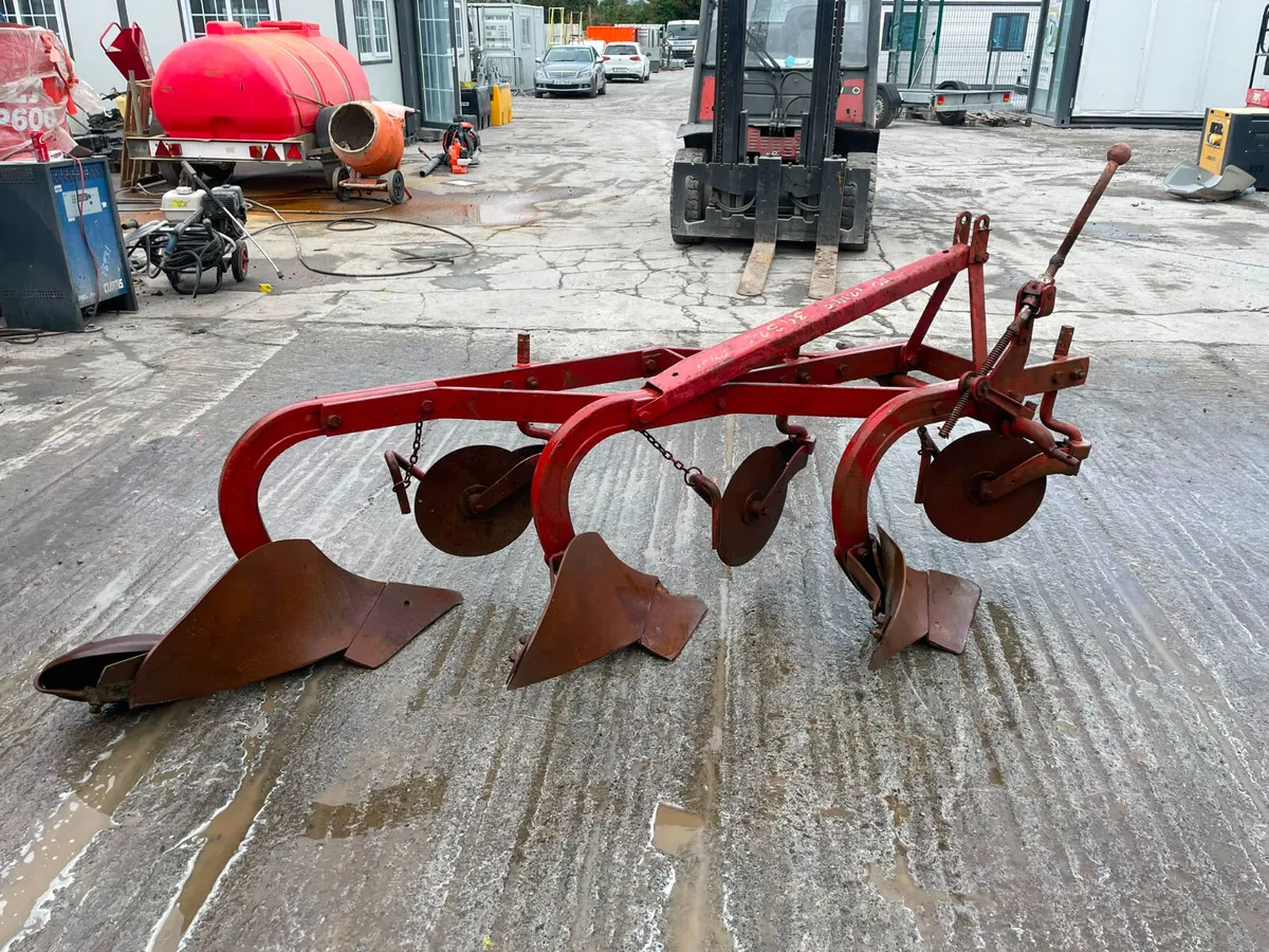 3 Furrow Plough - Image 4