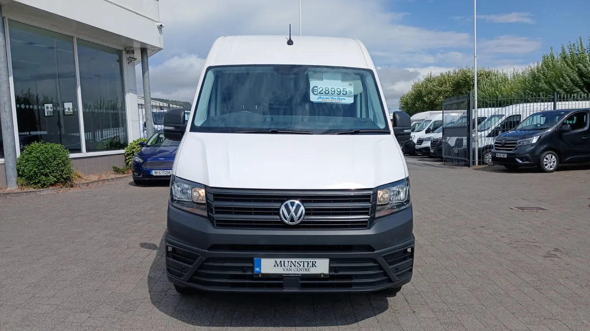 241 VW CRAFTER LWB 140BHP A/C AND PARK SENSORS - Image 4