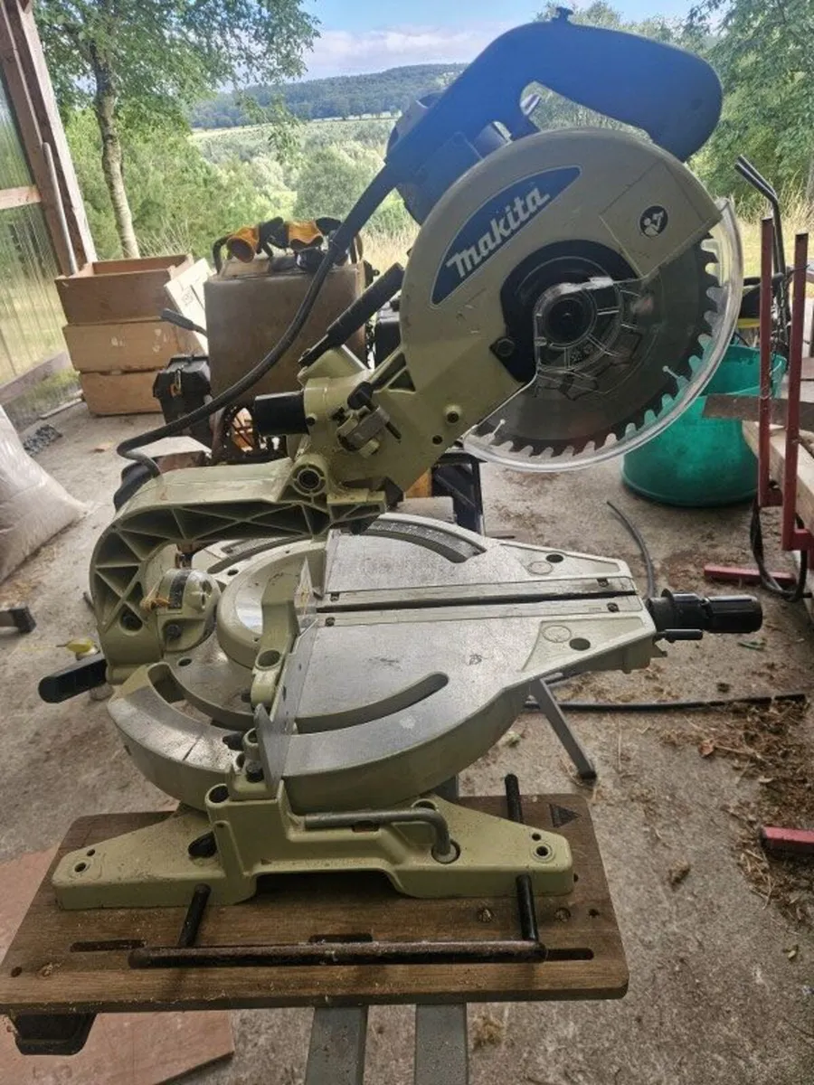 Makita sliding compound mitre saw LS1013 - Image 3