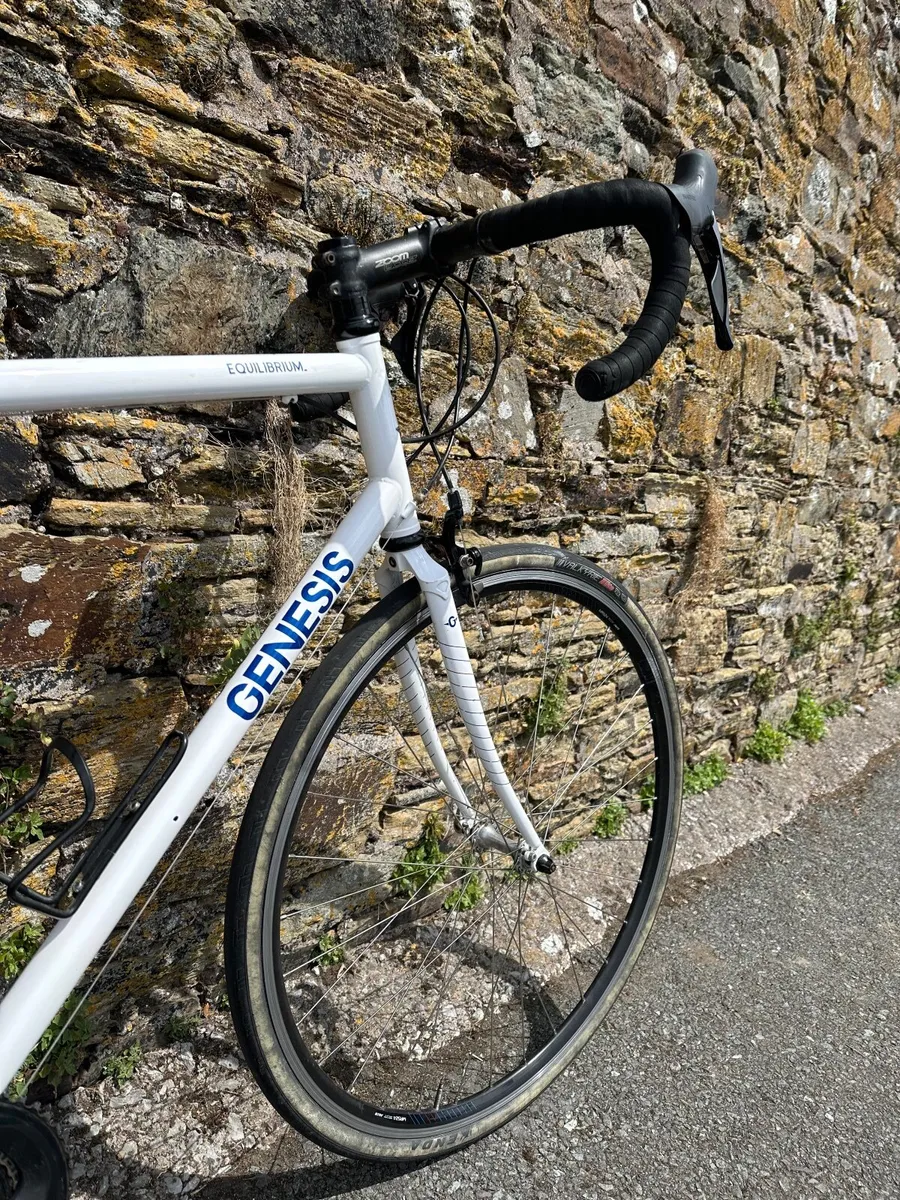 Genesis Equilibrium Steel Road Bike - Image 4