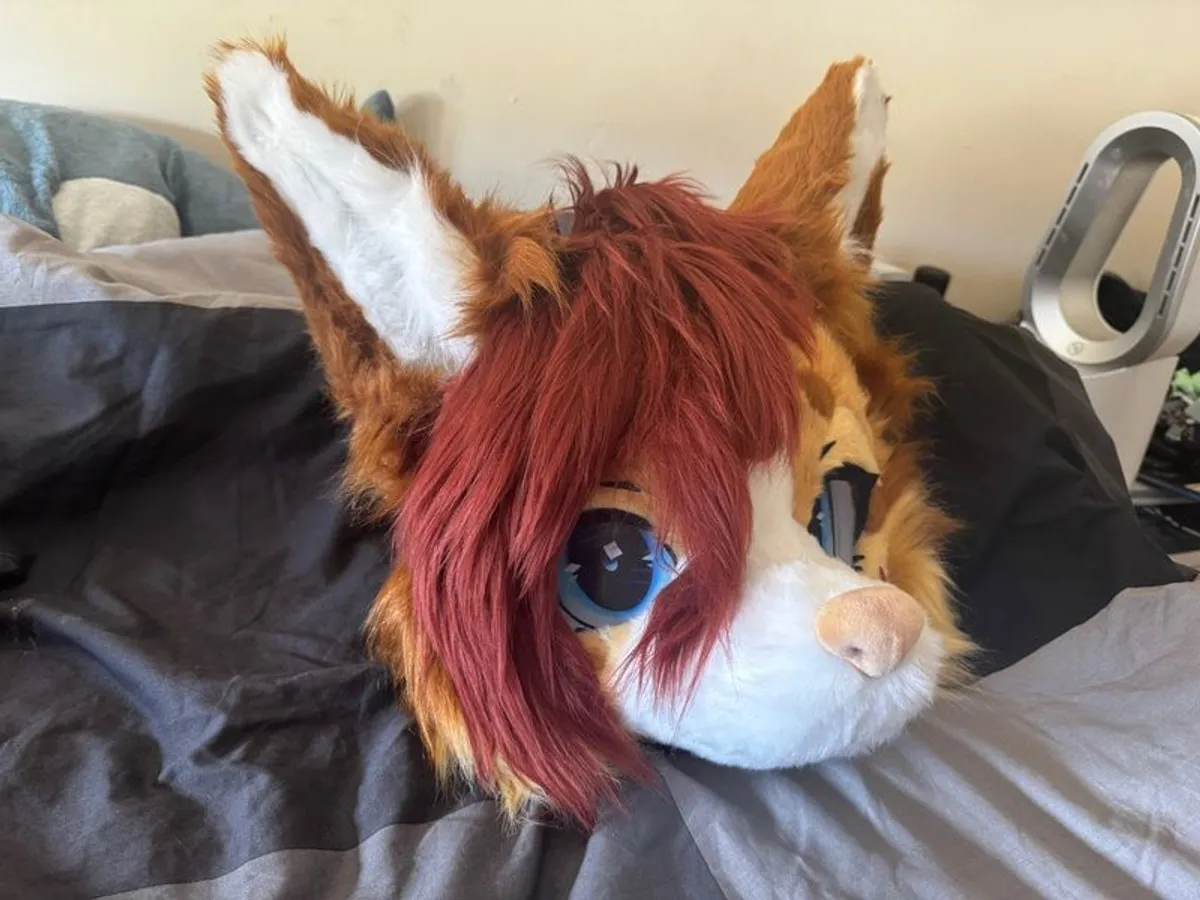 Fursuit head- posable ears and neck fur - Image 3