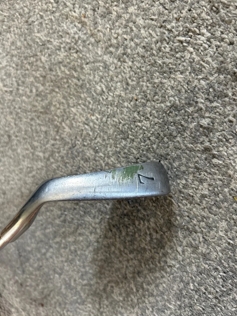 Smooth Tempo Golf Chipper - Image 2