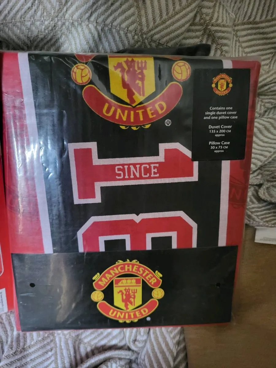 Manchester United Single Duvets - Image 1