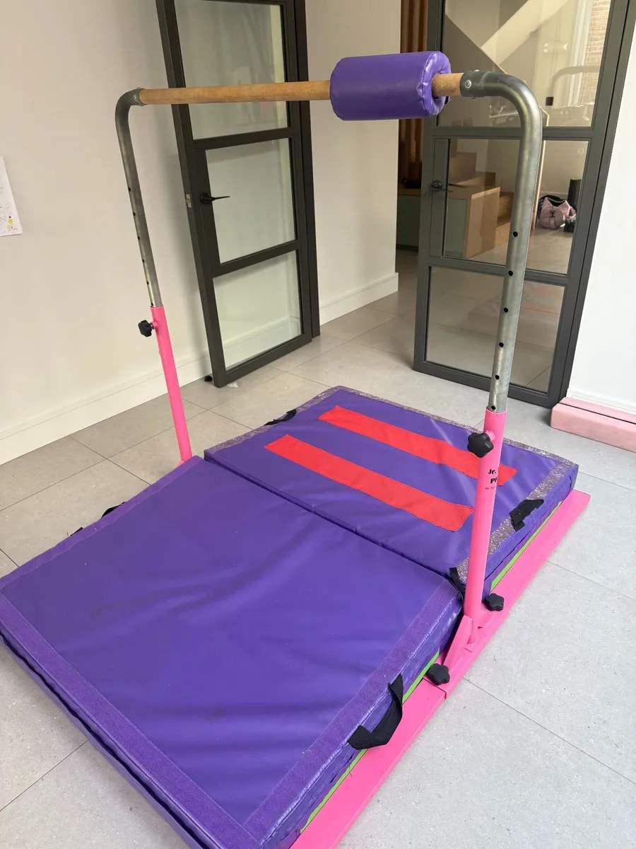 Gymnastics Bar - Image 1