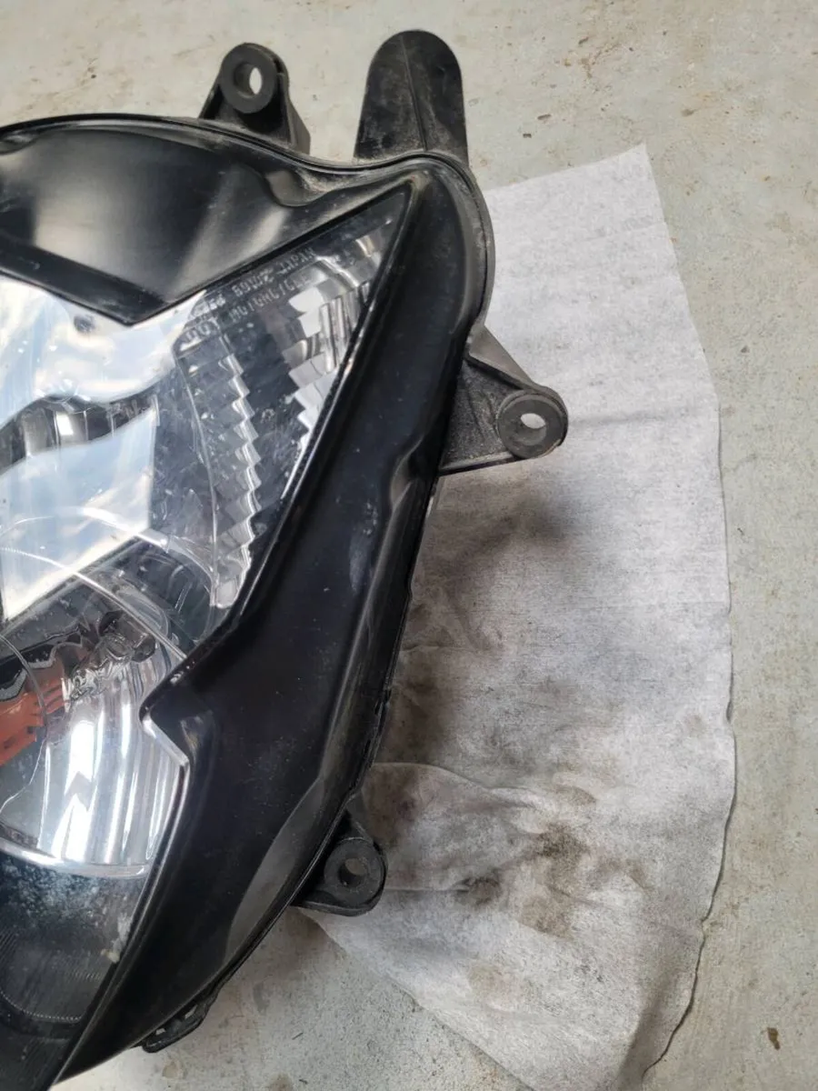 K5 GSXR 1000 headlight - Image 4