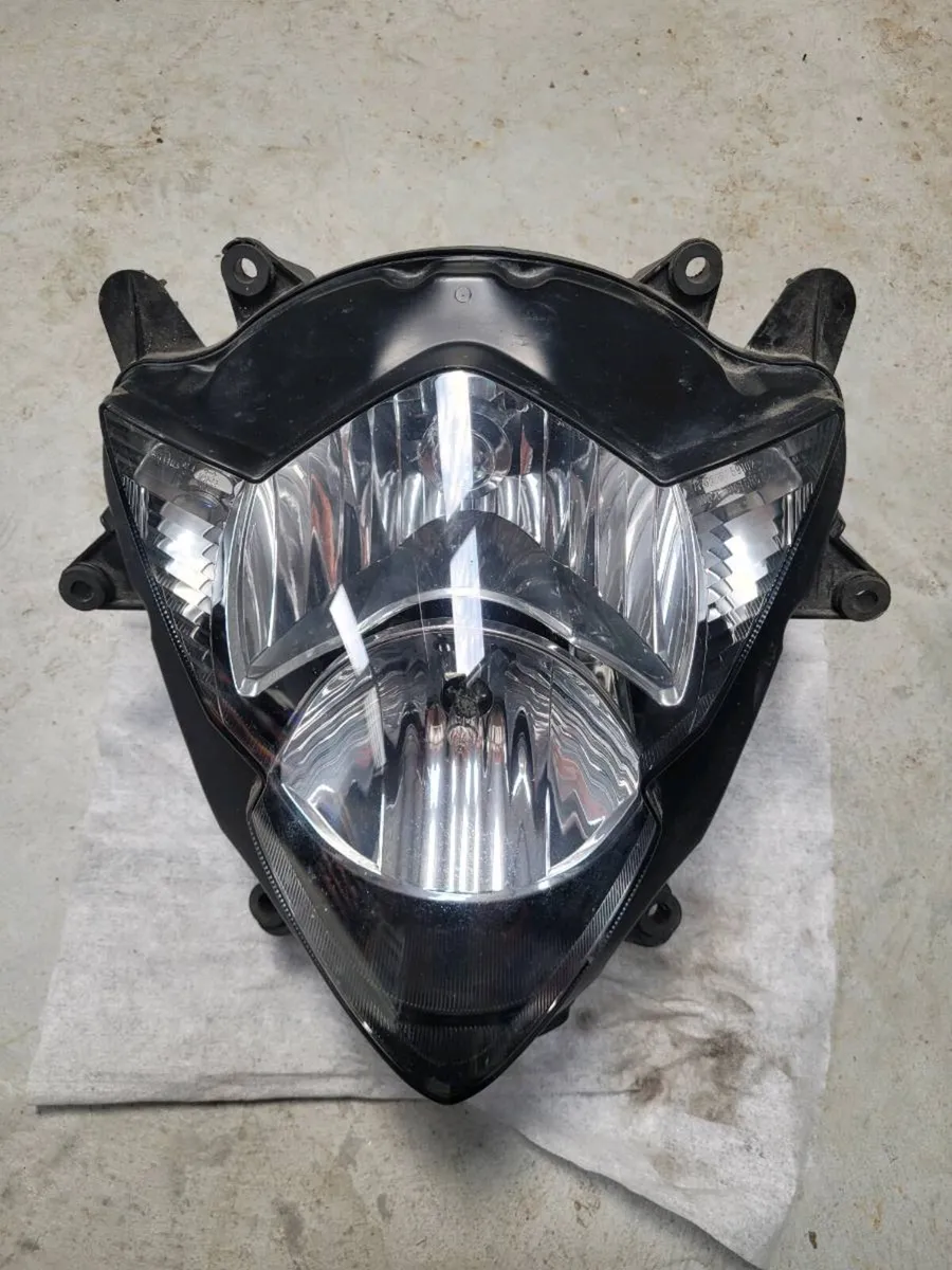 K5 GSXR 1000 headlight - Image 1