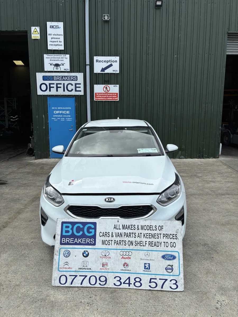 2022 kia ceed parts breaking - Image 1