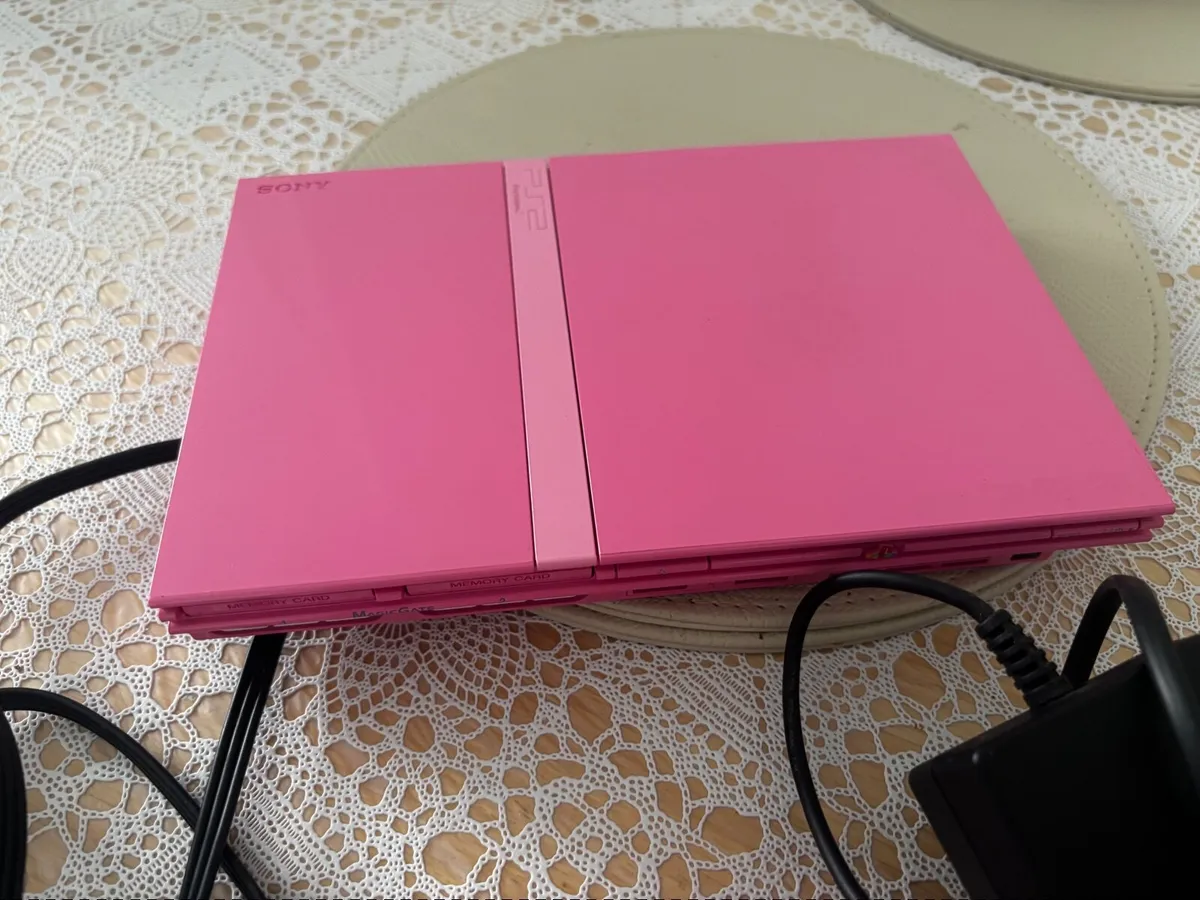 Rare pink play station bundle - Image 2