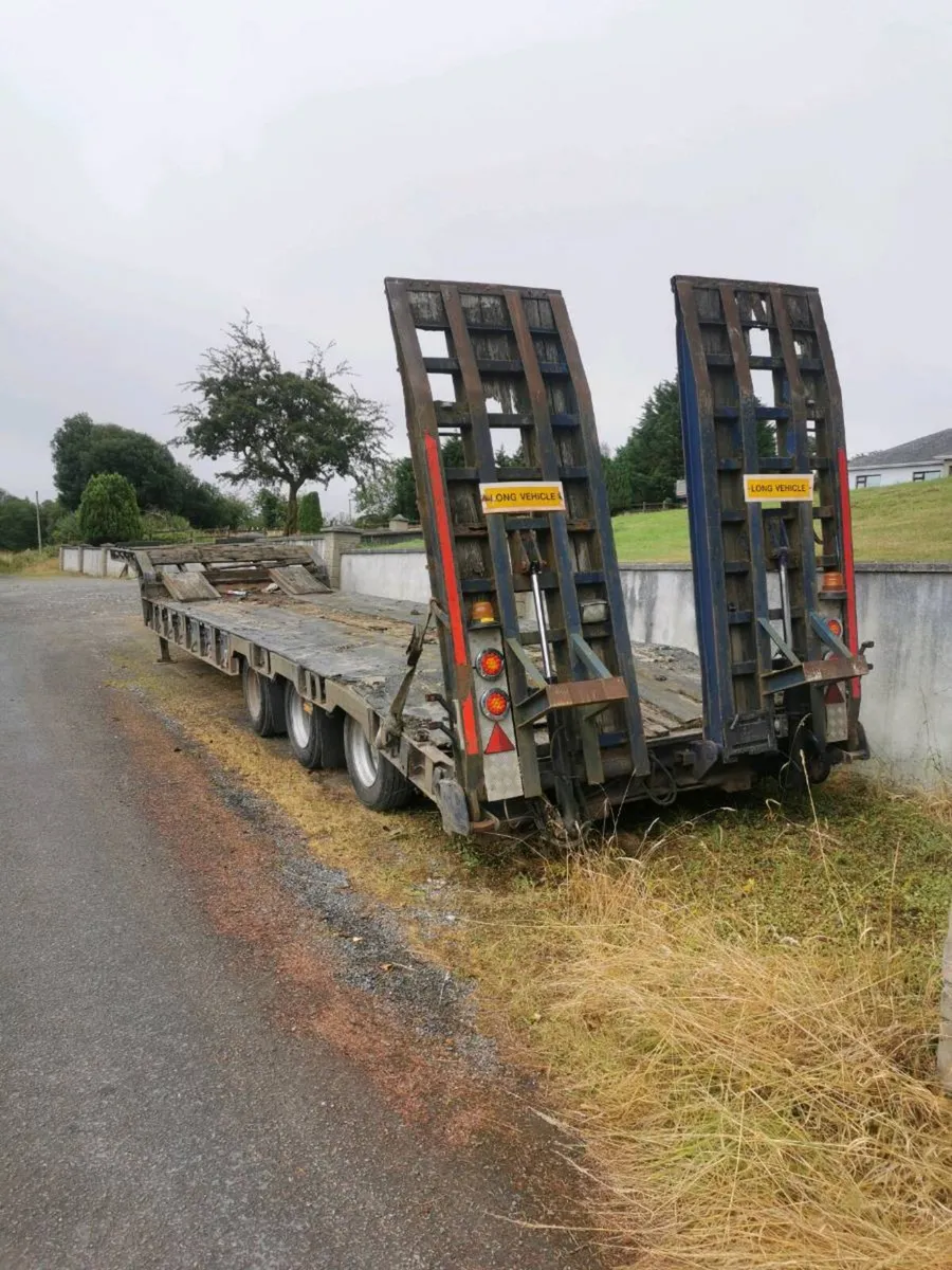 Andover low loader - Image 2