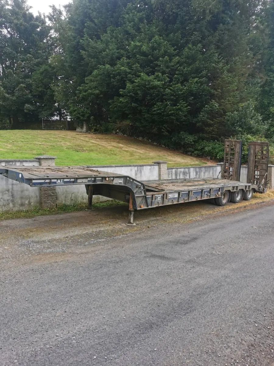 Andover low loader - Image 1
