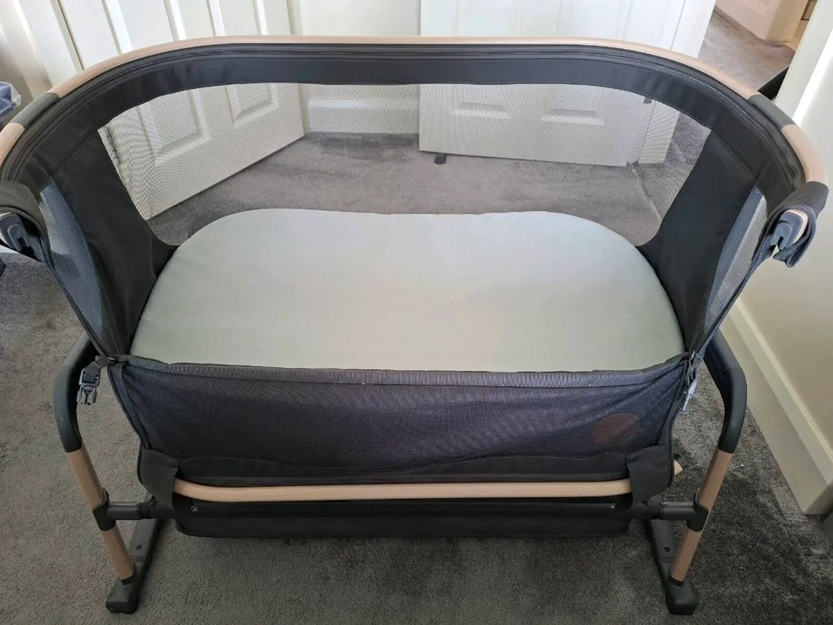 Maxi-Cosi Iora Air Next to Me Cot - Image 3