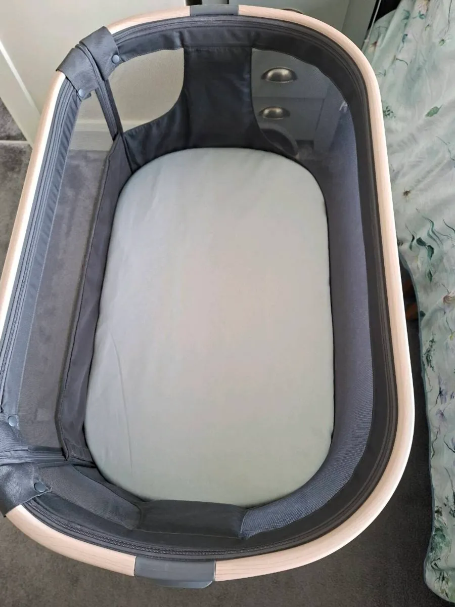 Maxi-Cosi Iora Air Next to Me Cot - Image 4