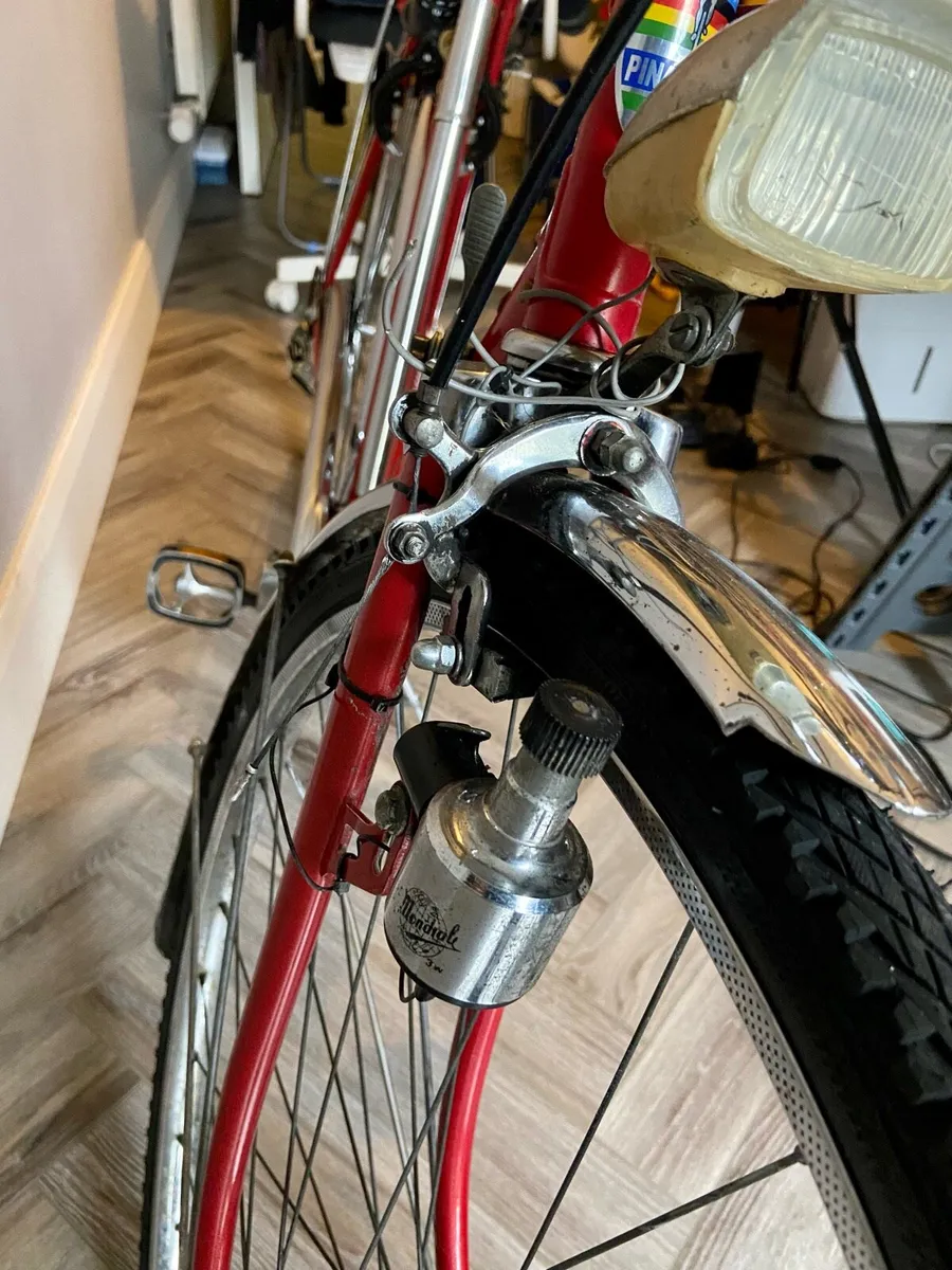 Vintage bicycle - Image 4