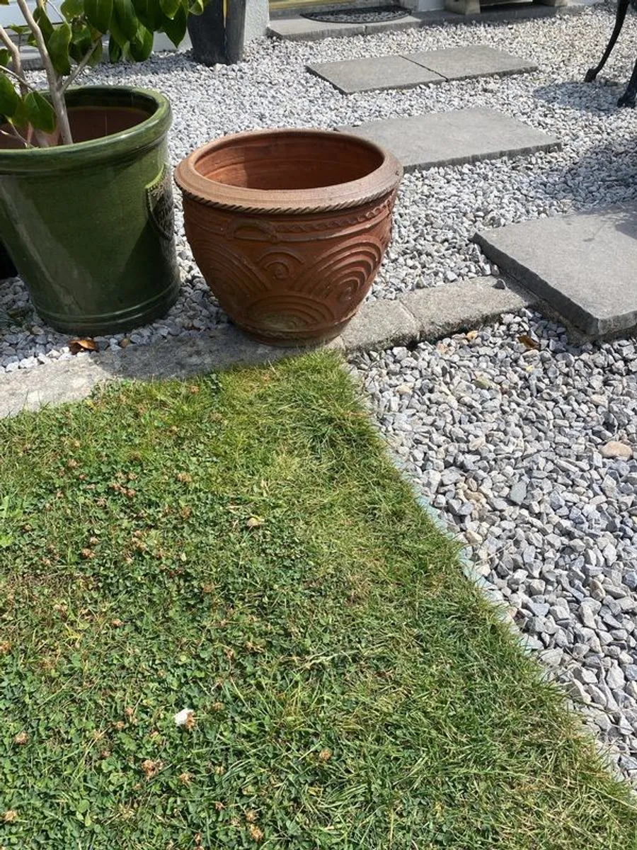 outdoor pots - Image 3