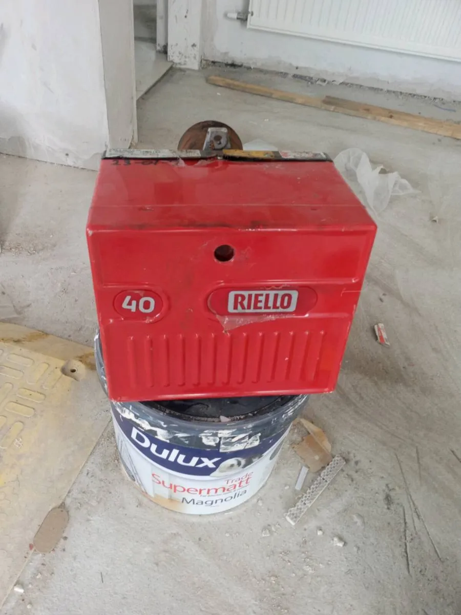 Oil boiler burner - Image 1