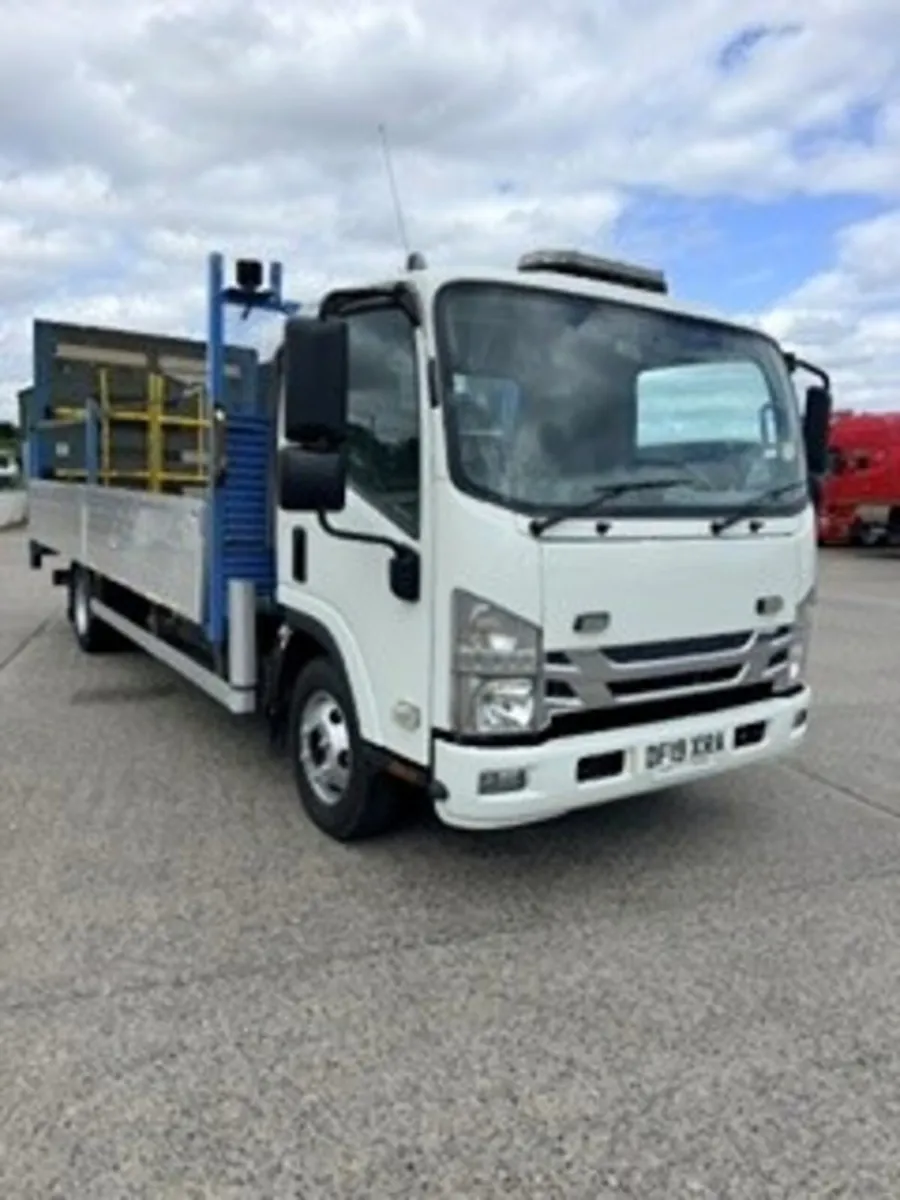 2019 7.5 TON ISUZU DROPSIDE - Image 1