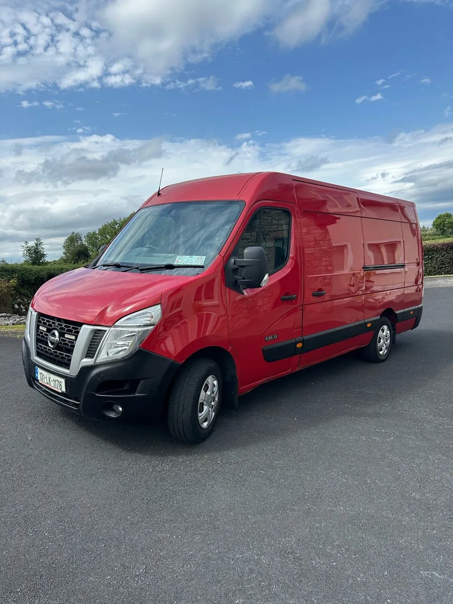 Nissan NV400 - Image 2