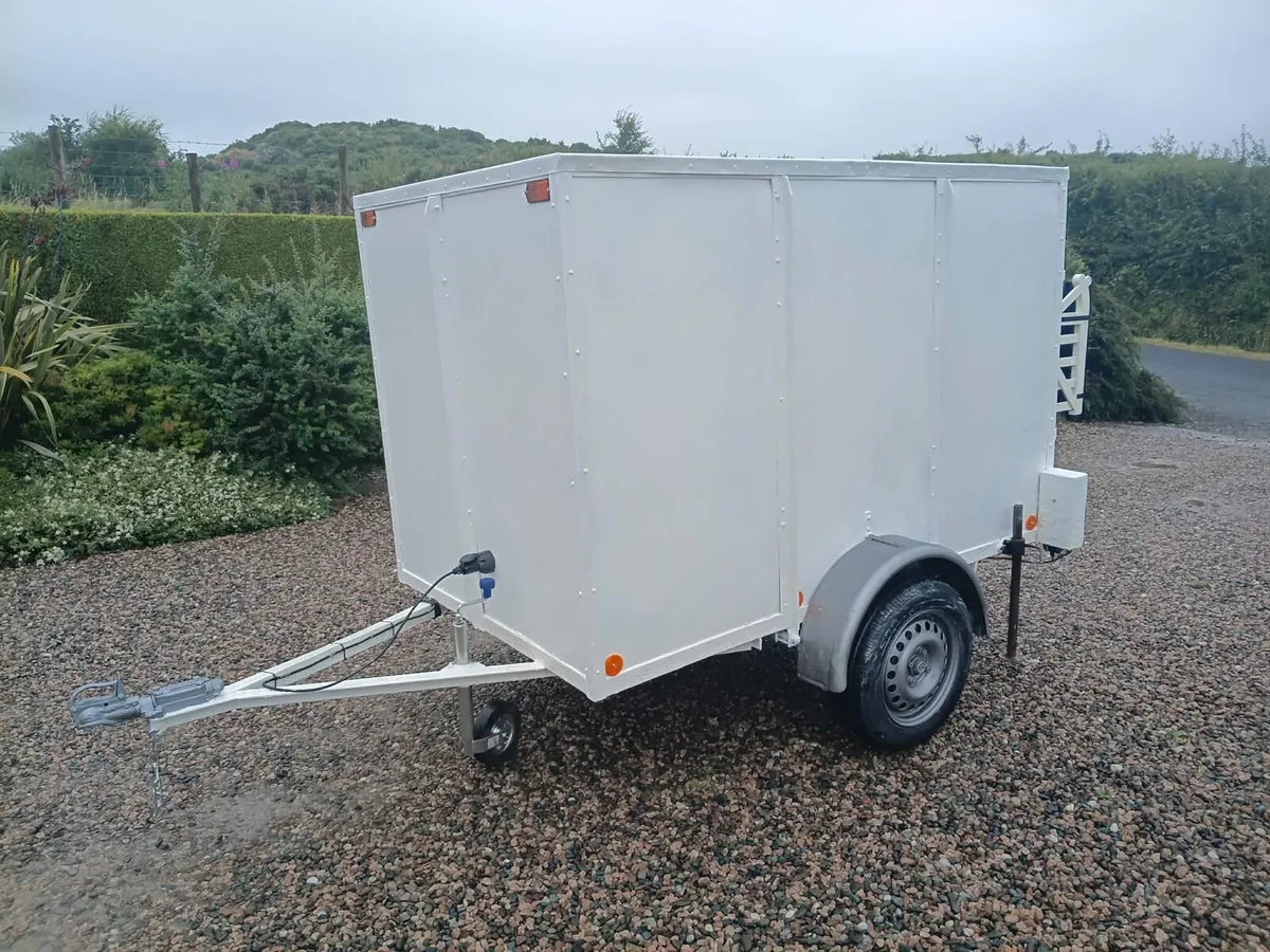 Box Trailer / As New Condition / 7ft x 4.5ft - Image 3