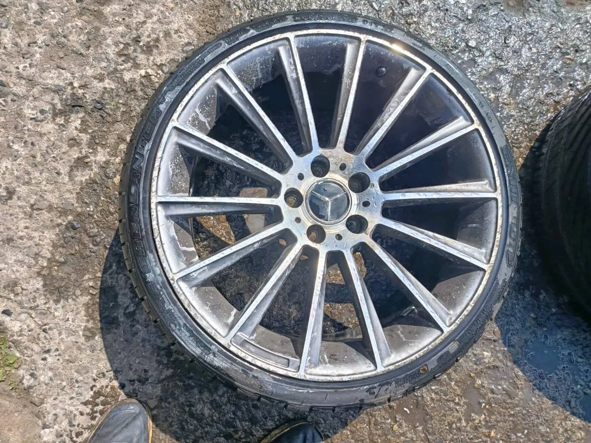 Mercedes AMG ALLOYS 19" FOR SALE NEW TYRES - Image 1