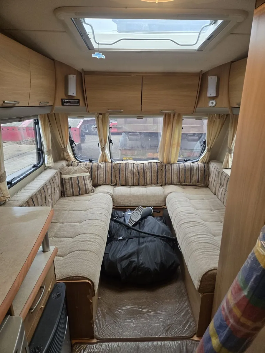 CARAVAN - Image 2